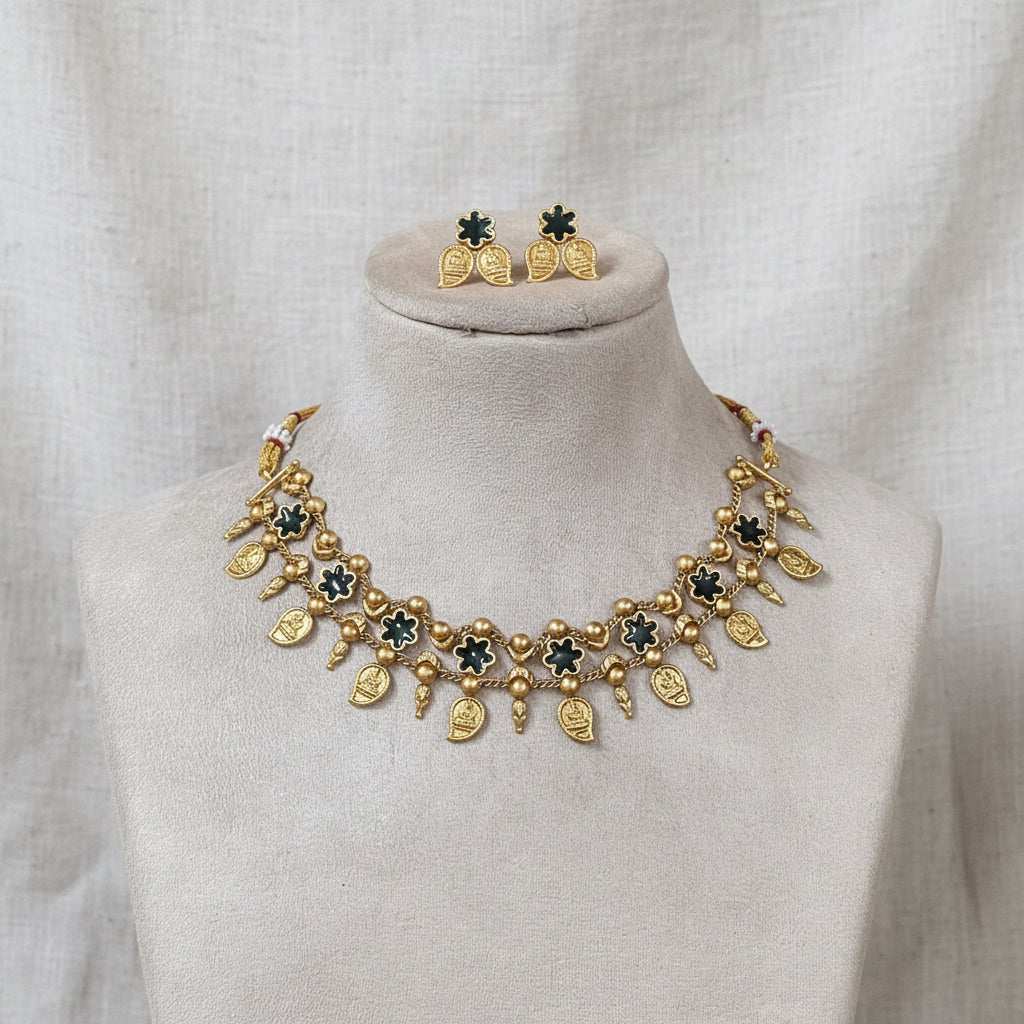 Meenakari mango Laxmi set