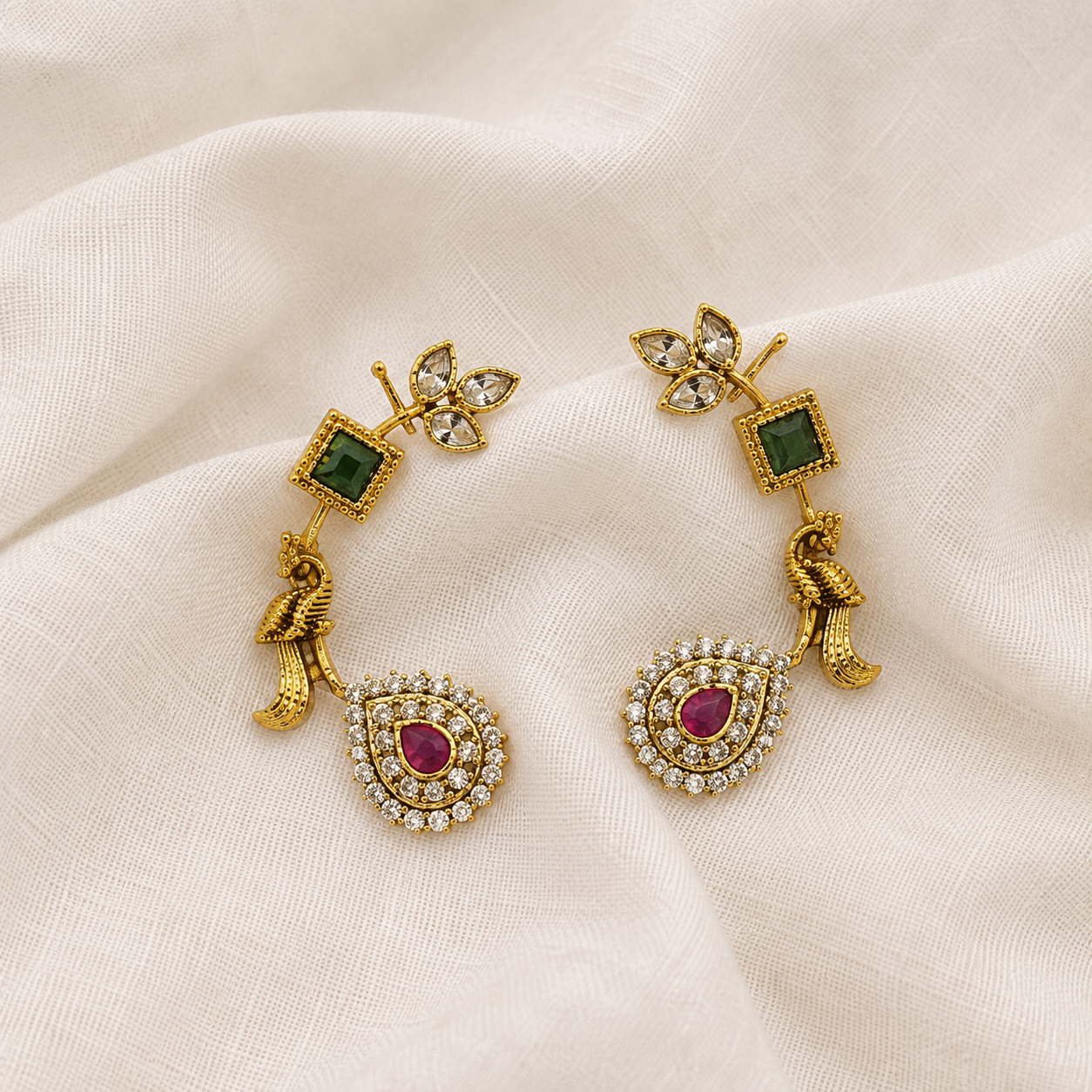 Emerald peacock Elegance Earcuff