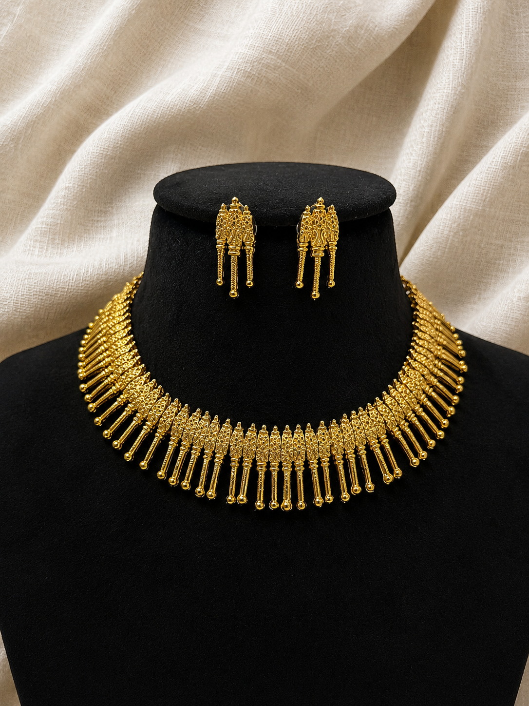 Rajmata Katyar Brass Gold-Plated Necklace Set
