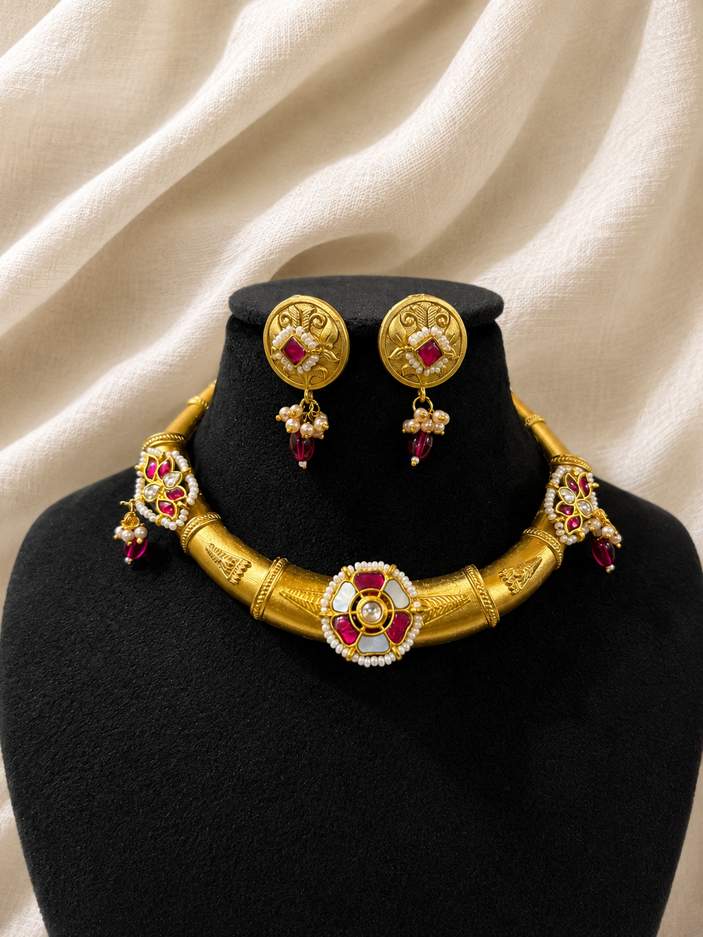 Pink lotus Jadau Pachi Kundan Hasli Set