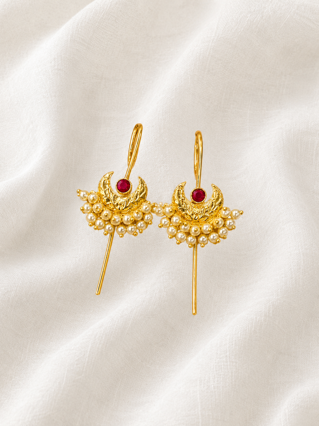 Chandrasaaj Earcuffs