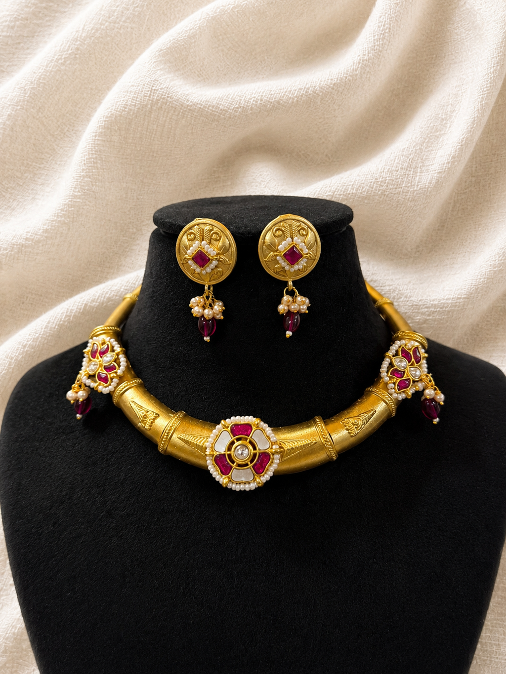 Pink lotus Jadau Pachi Kundan Hasli Set