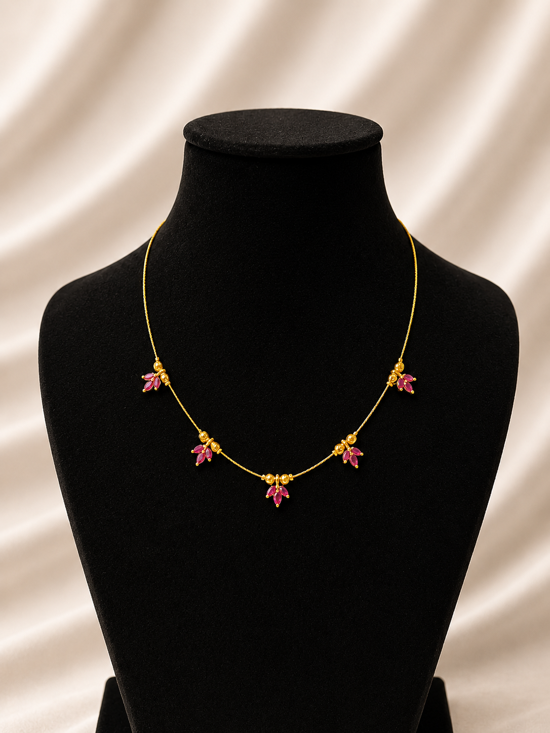 Ruby Fleur Invisible Necklace Set
