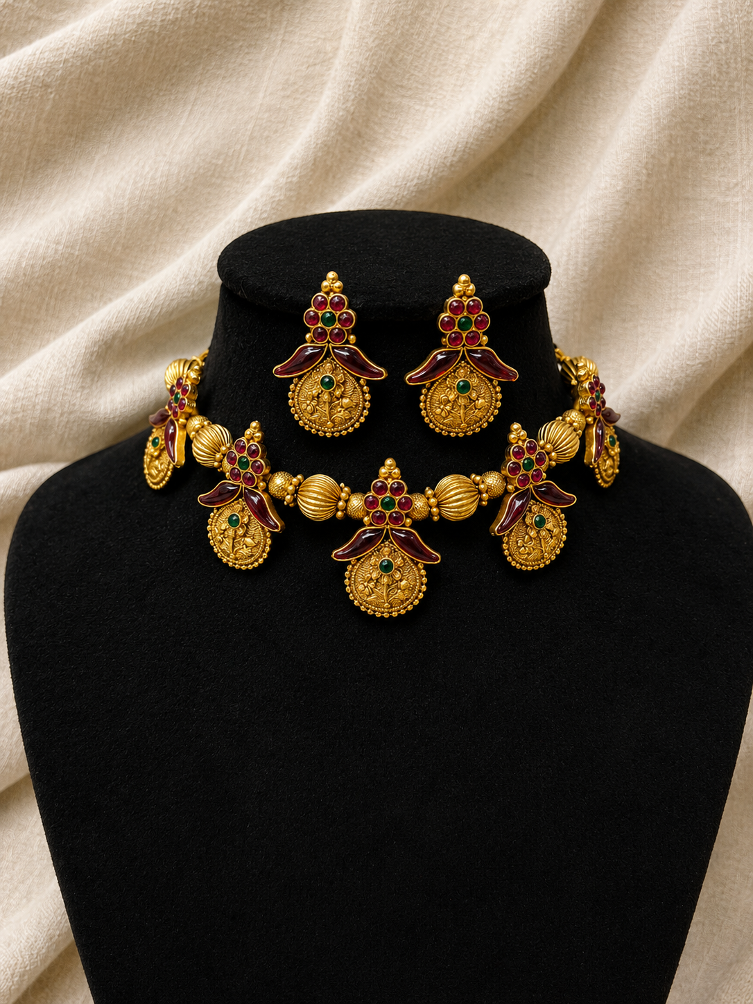 Maharani Mohanmal Temple Choker Set