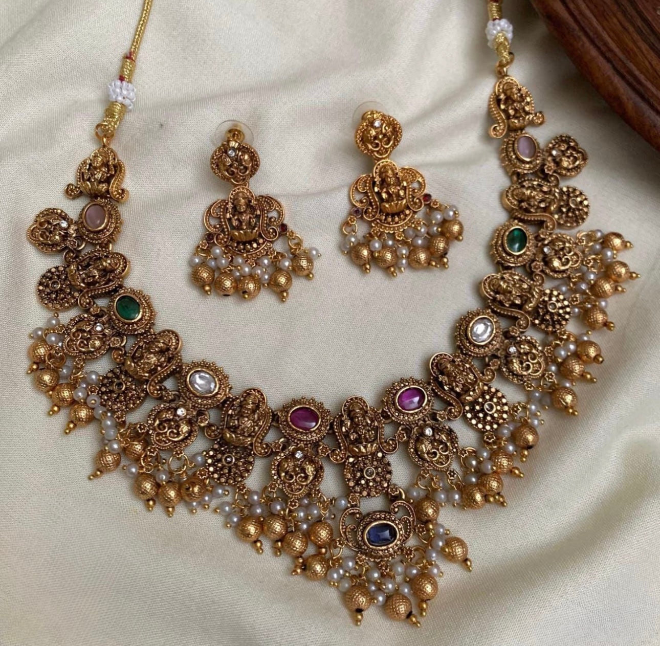 Gold Temple Navratna Neckpiece Set with Earrings ✨