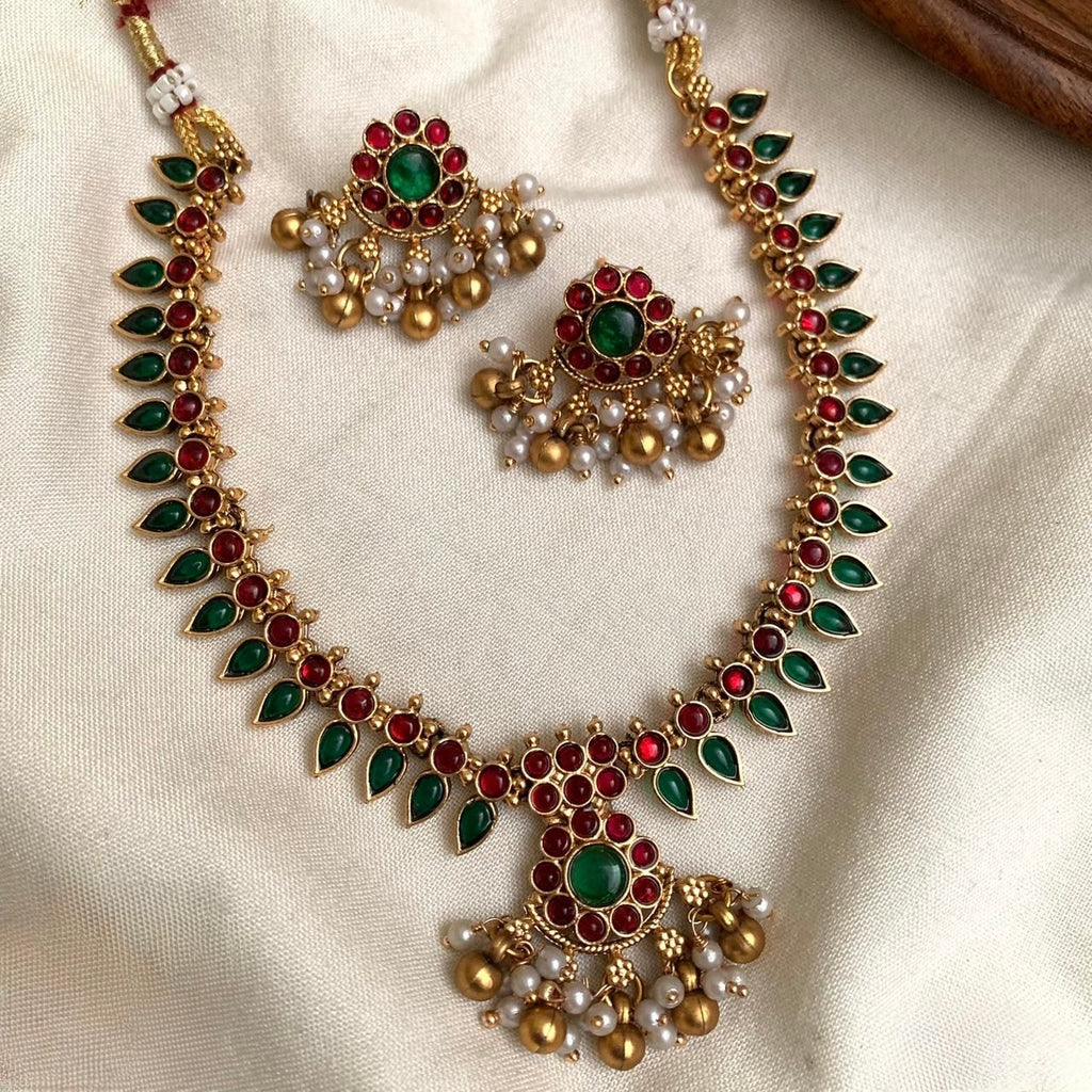 Green South Indian necklace set