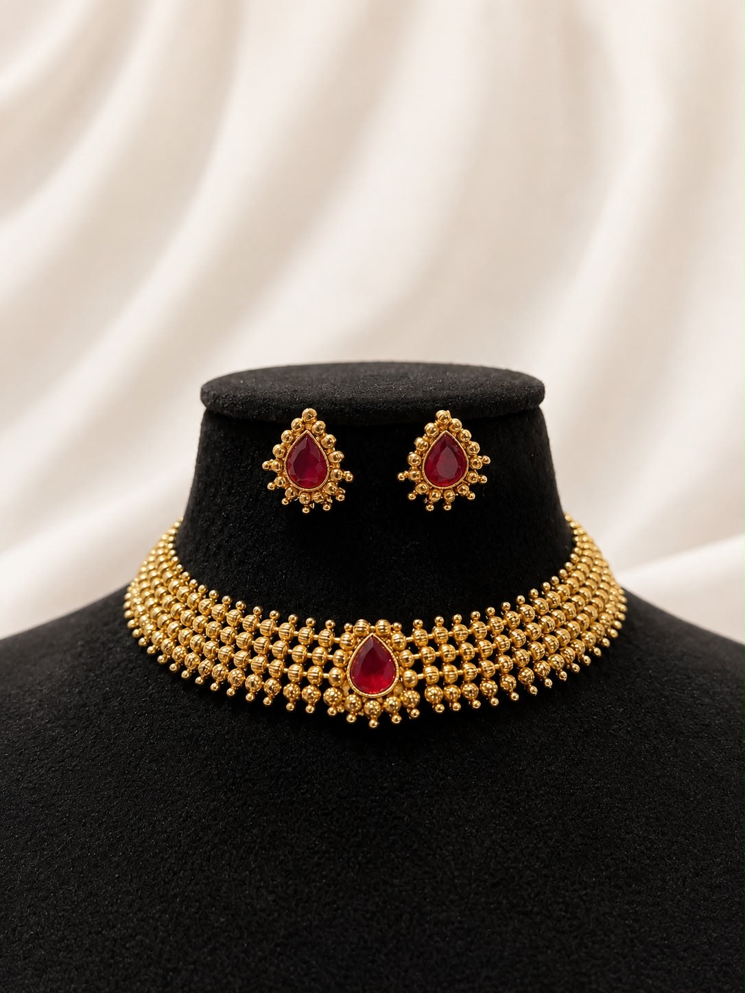 Sorry tushi necklace set