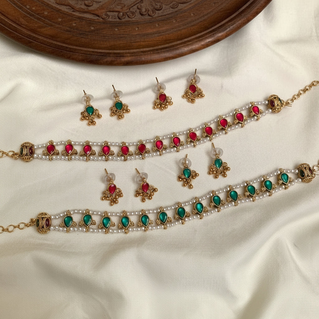Parineeta Reversible Pearl Choker