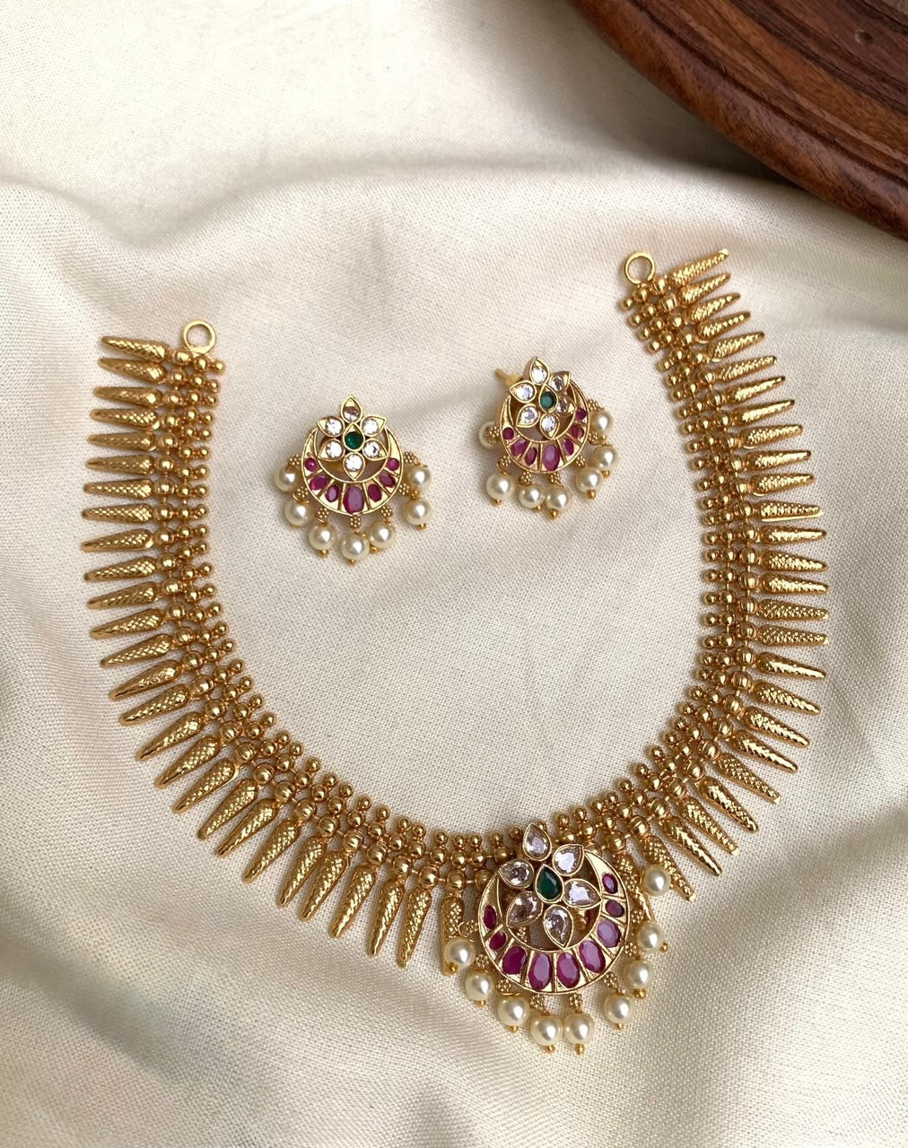 Royal Amora American Diamond Necklace Set